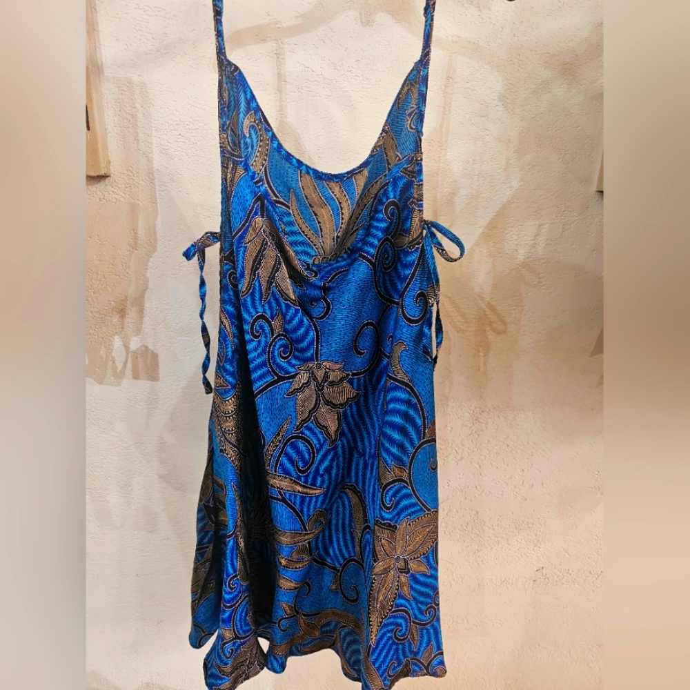 Victorias Secret tie side Silk Slip Dress sz Large 100% Silk